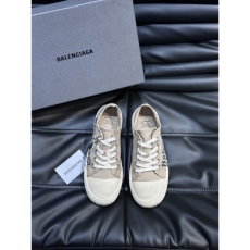 Balenciaga Sneakers